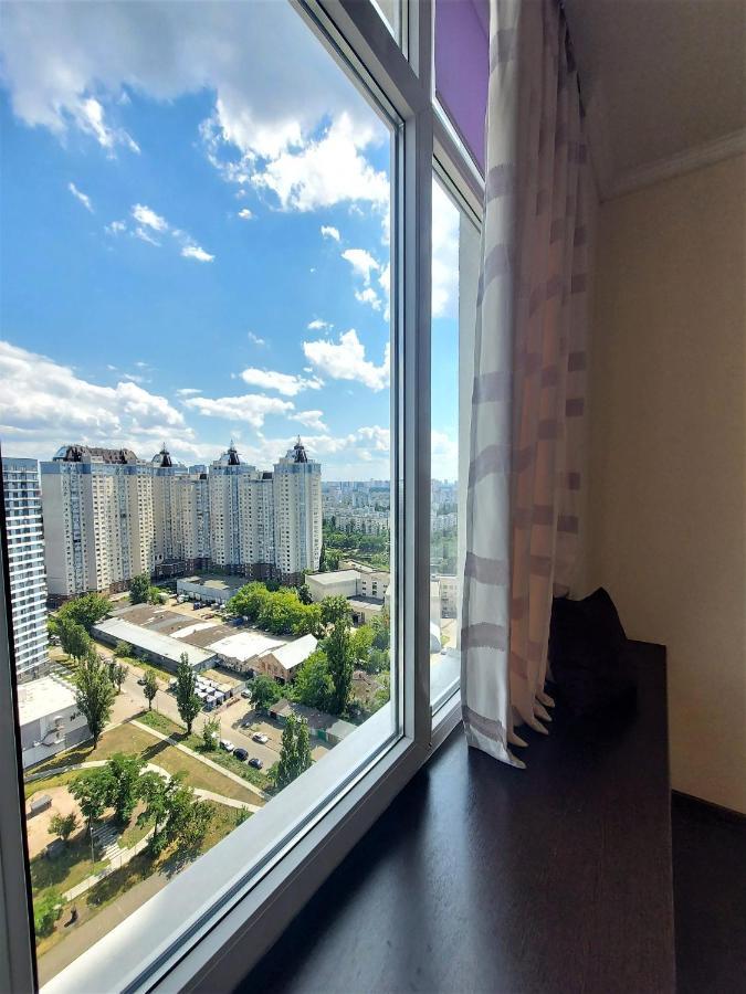 Видові 1К-2К Апартаменти 11,15, 23 Поверхи Kiev Esterno foto