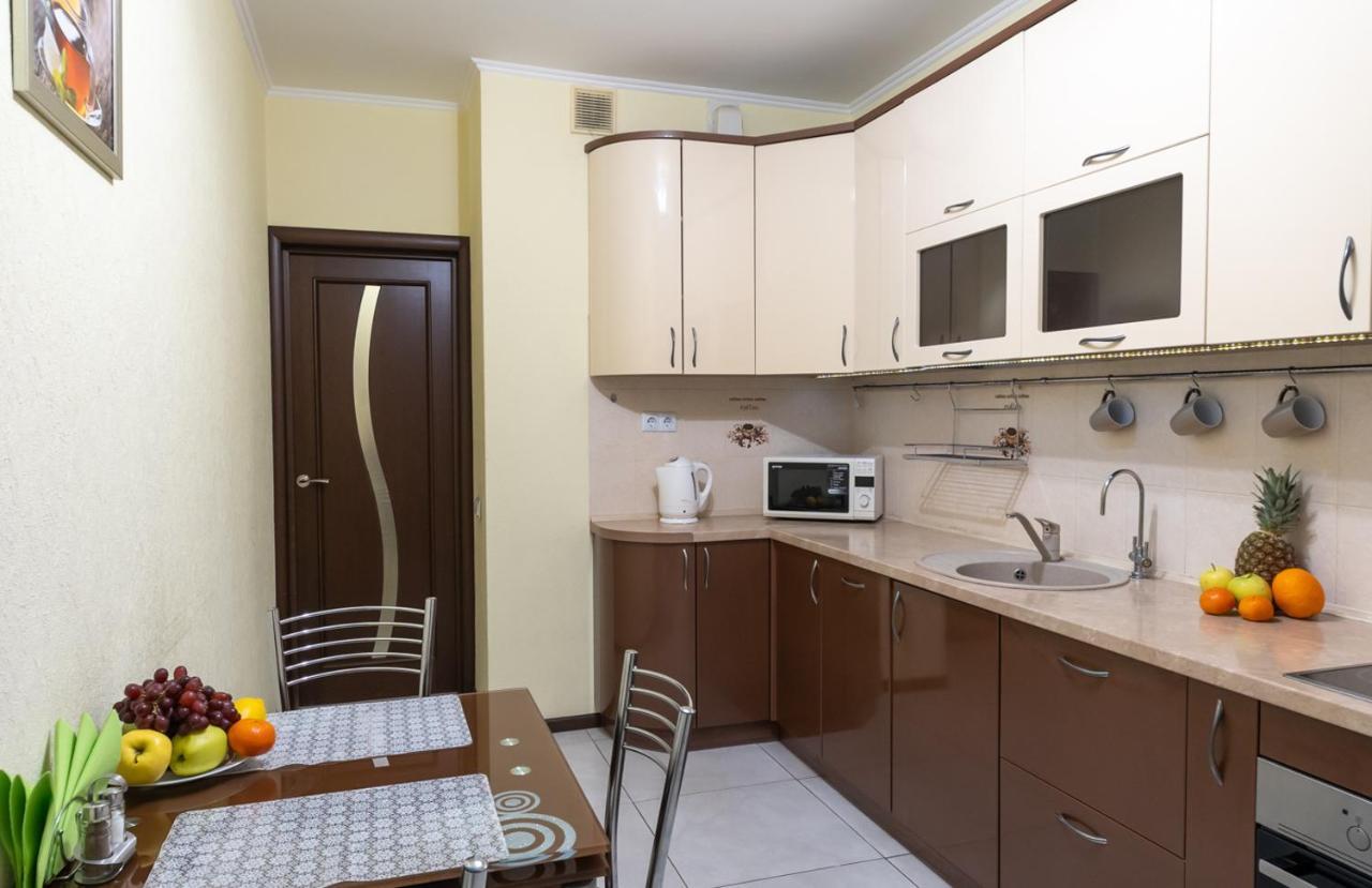 Видові 1К-2К Апартаменти 11,15, 23 Поверхи Kiev Esterno foto