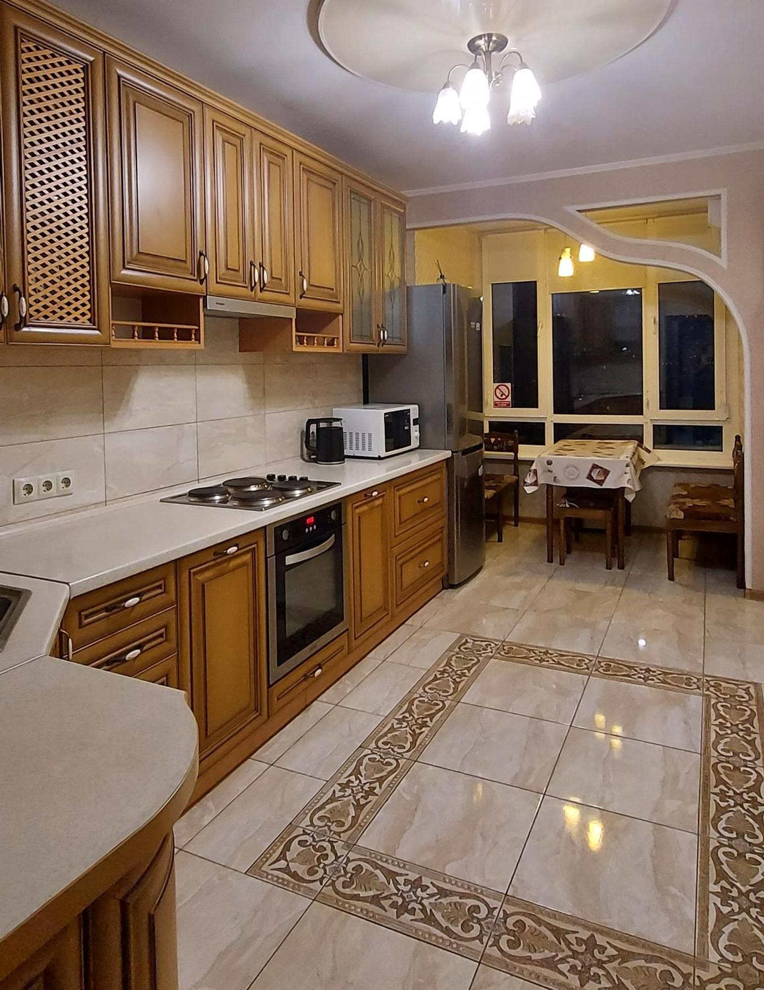 Видові 1К-2К Апартаменти 11,15, 23 Поверхи Kiev Esterno foto